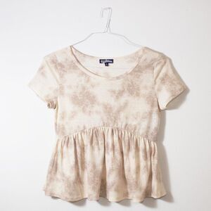 Lightweight woven Tie die t-shirt/ flared